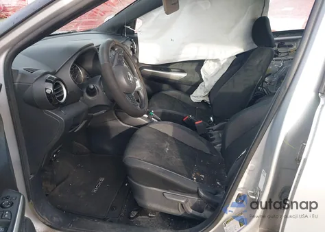 2019 Nissan Kicks Sv z USA, uszkodzony, nr VIN 3N1CP5CU5KL553661